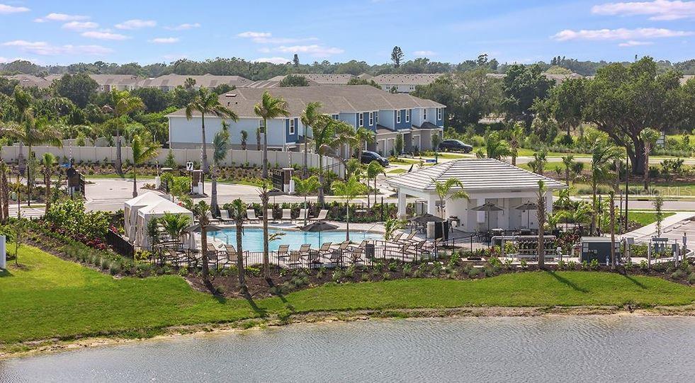 VINTERRA TOWNHOMES - Residential