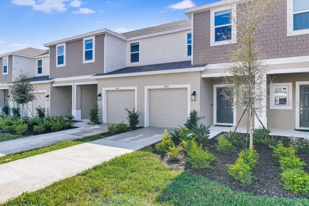 VINTERRA TOWNHOMES - Residential