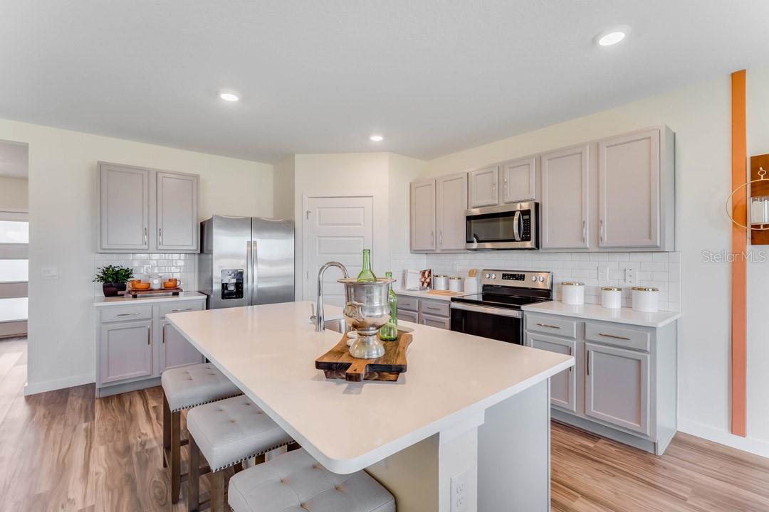 BUENA LAGO - Residential