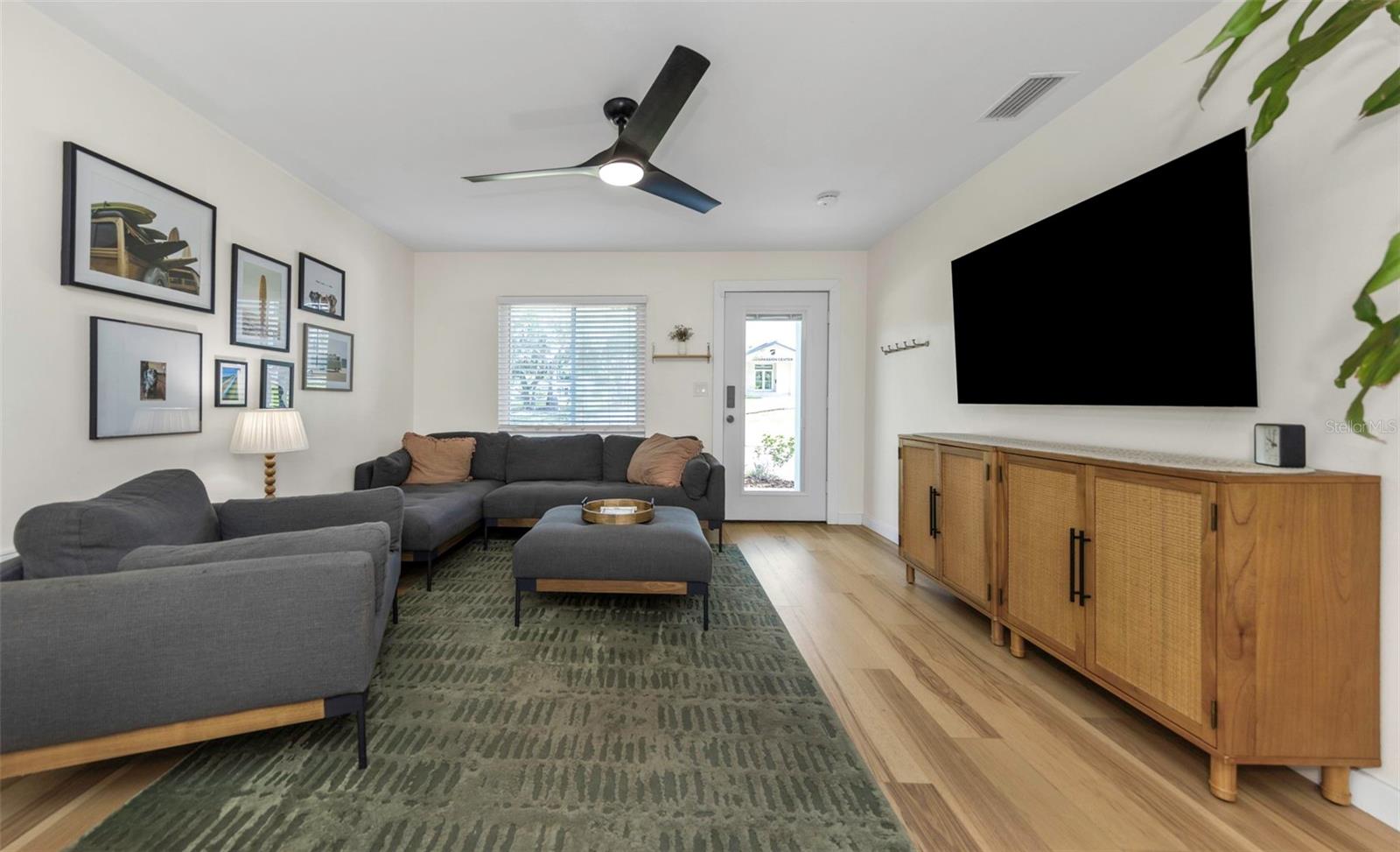 1412 OAK HAVEN DRIVE
