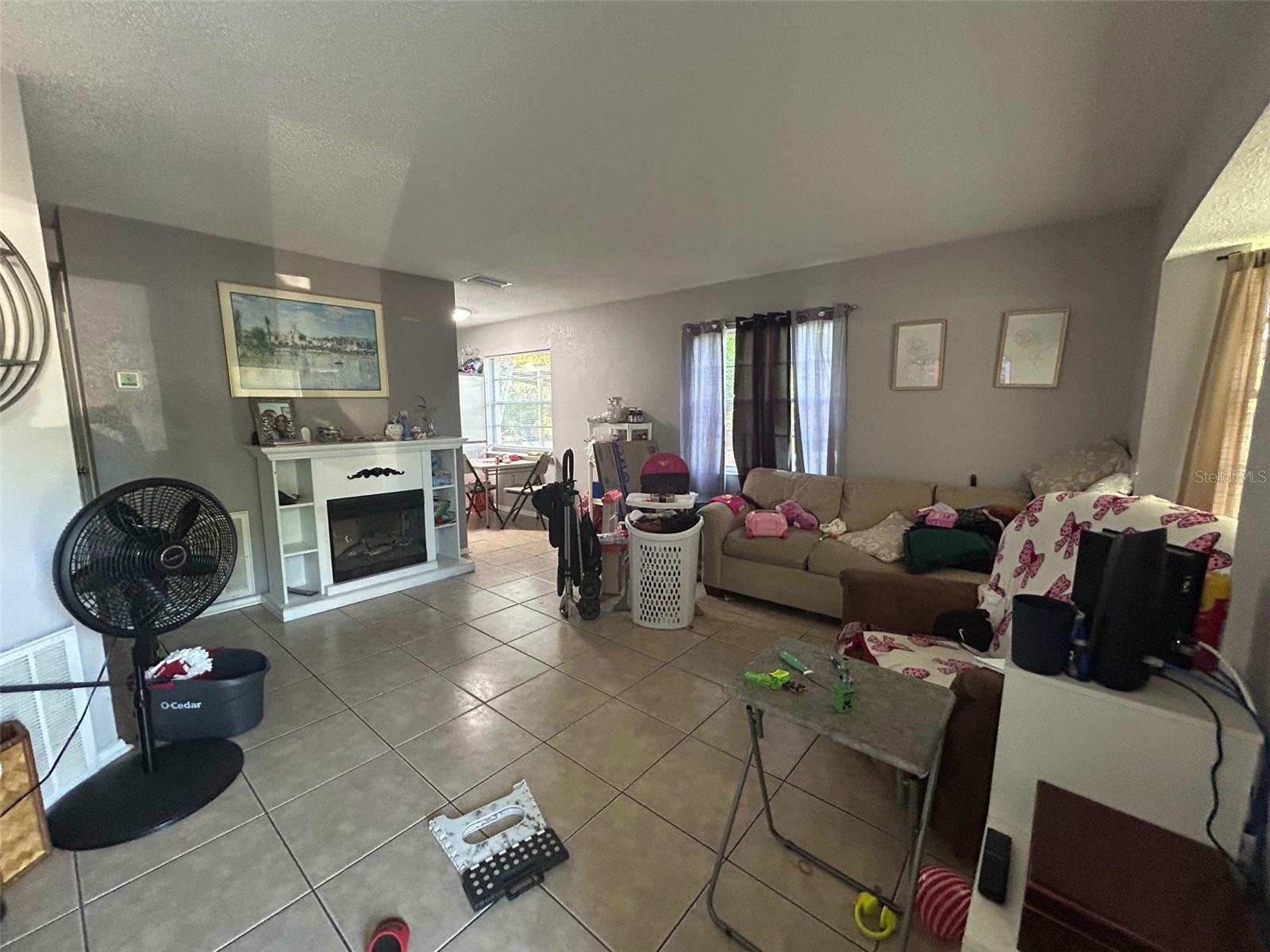 ROWLETT ELEM - Residential Income