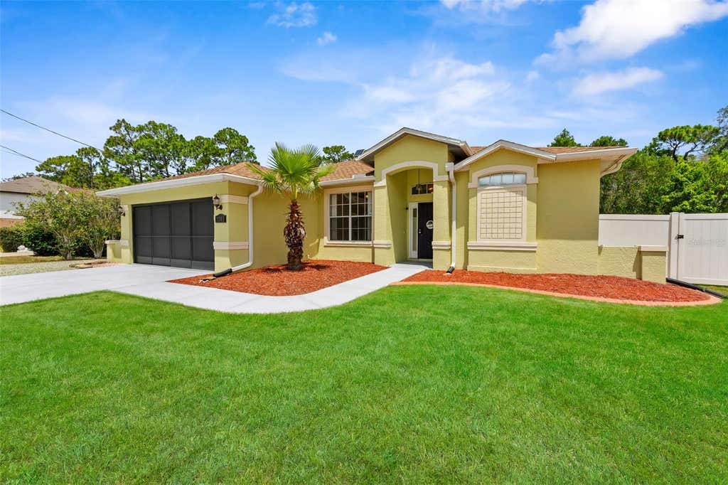 Photo of 11303 Topaz Street, Spring Hill, FL 34608 (MLS # TB8540603)