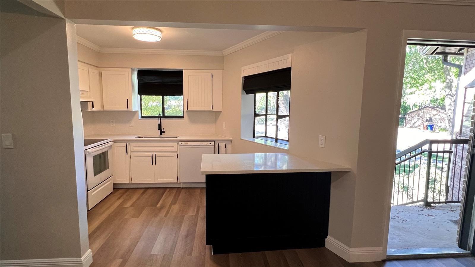 FOXHALL CONDO PH 1-3 - Residential