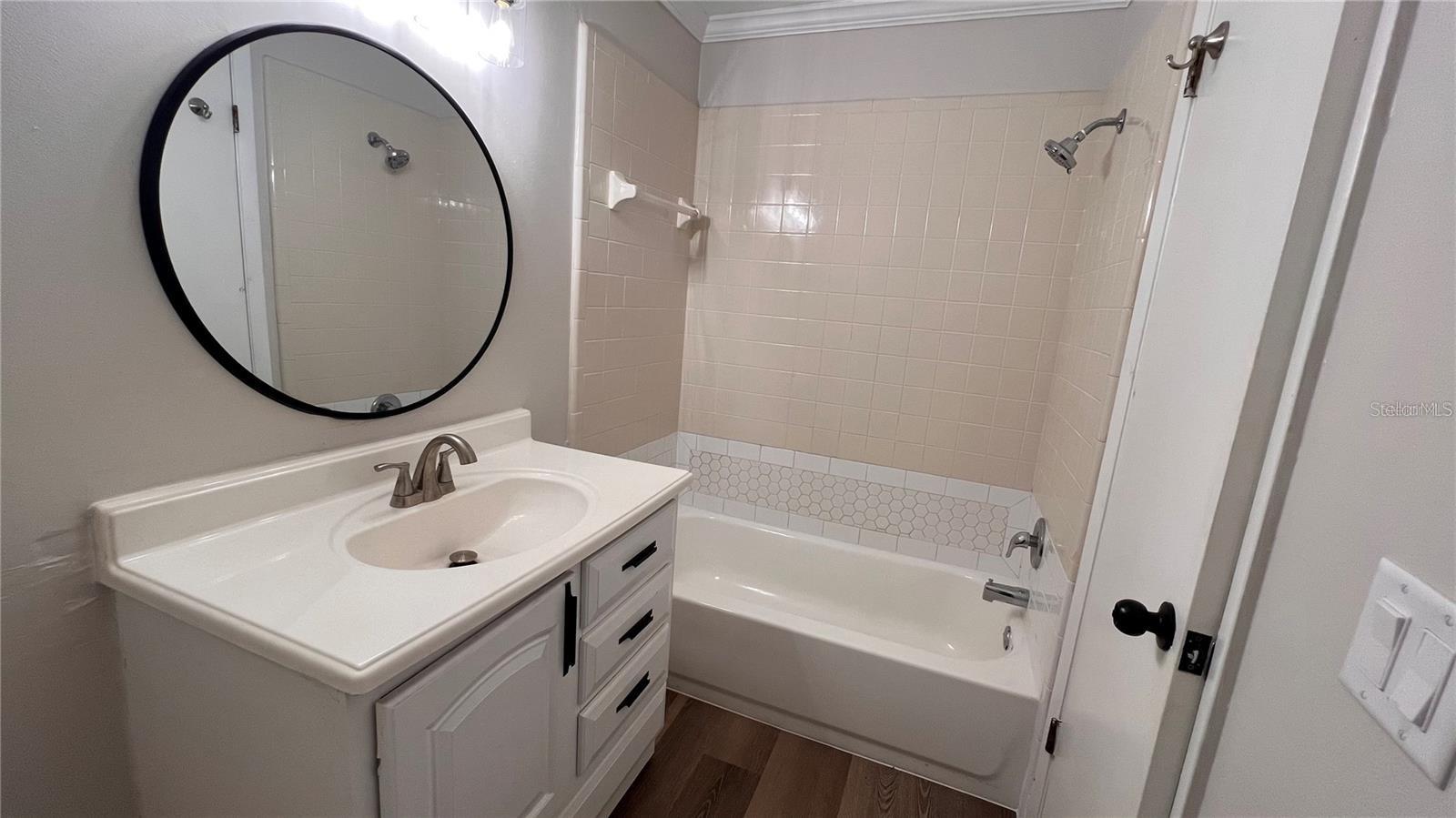 FOXHALL CONDO PH 1-3 - Residential