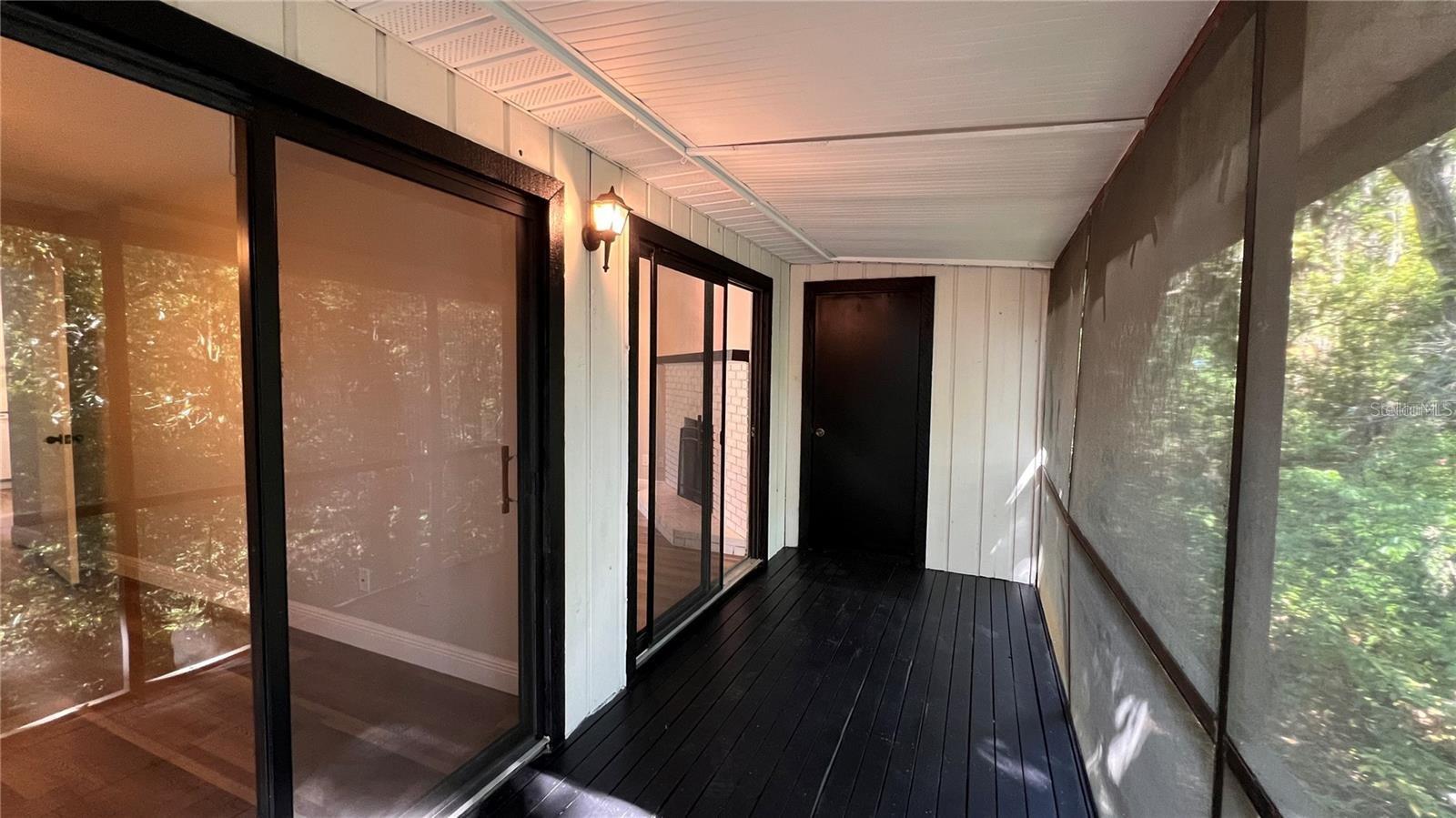 FOXHALL CONDO PH 1-3 - Residential