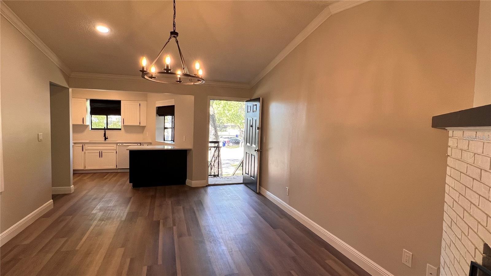 FOXHALL CONDO PH 1-3 - Residential