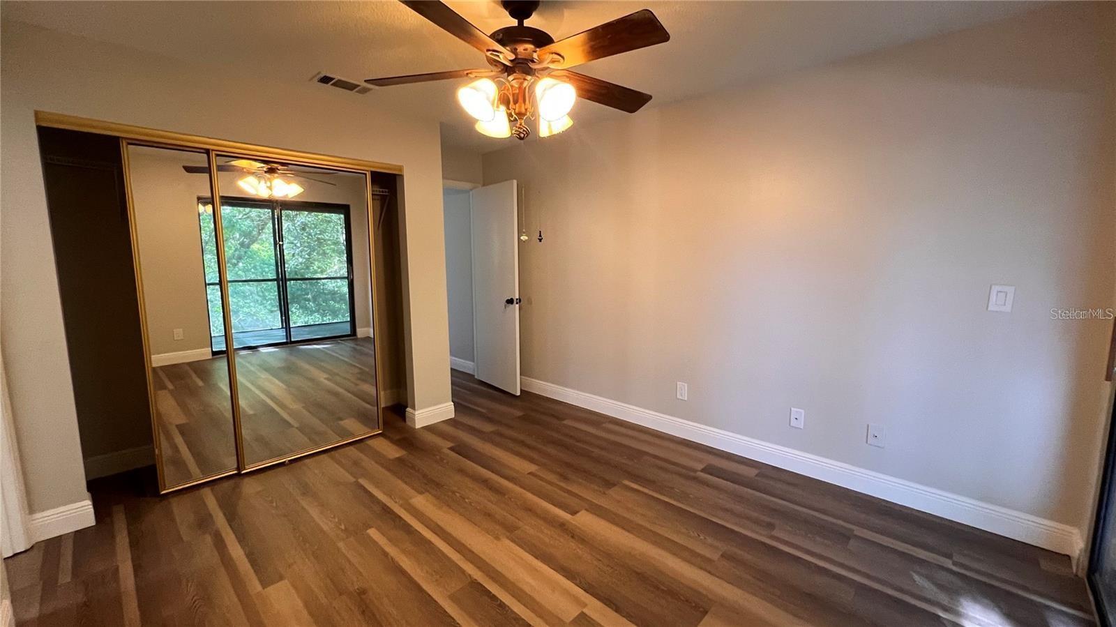 FOXHALL CONDO PH 1-3 - Residential