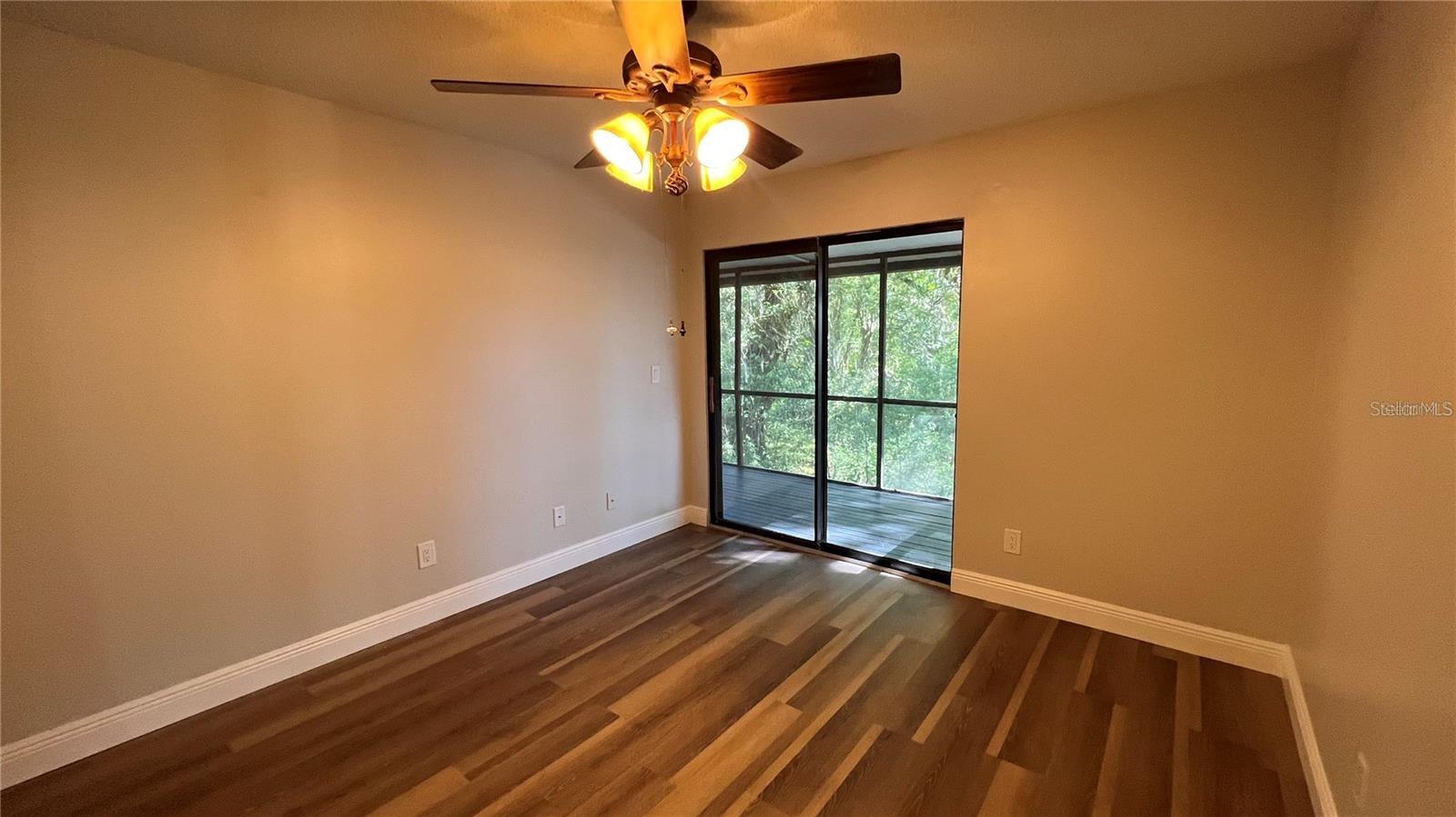 FOXHALL CONDO PH 1-3 - Residential