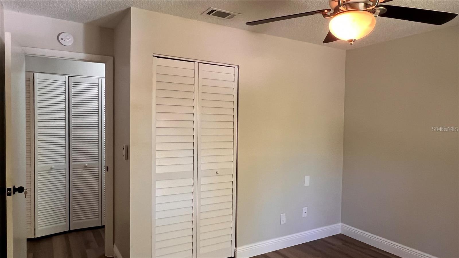 FOXHALL CONDO PH 1-3 - Residential