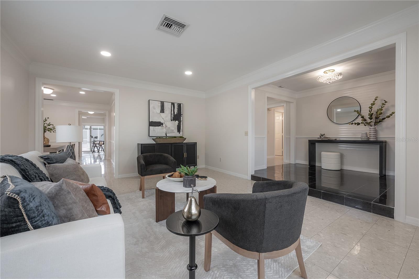 THE MANORS AT WHITE TROUT LAKE - Residential