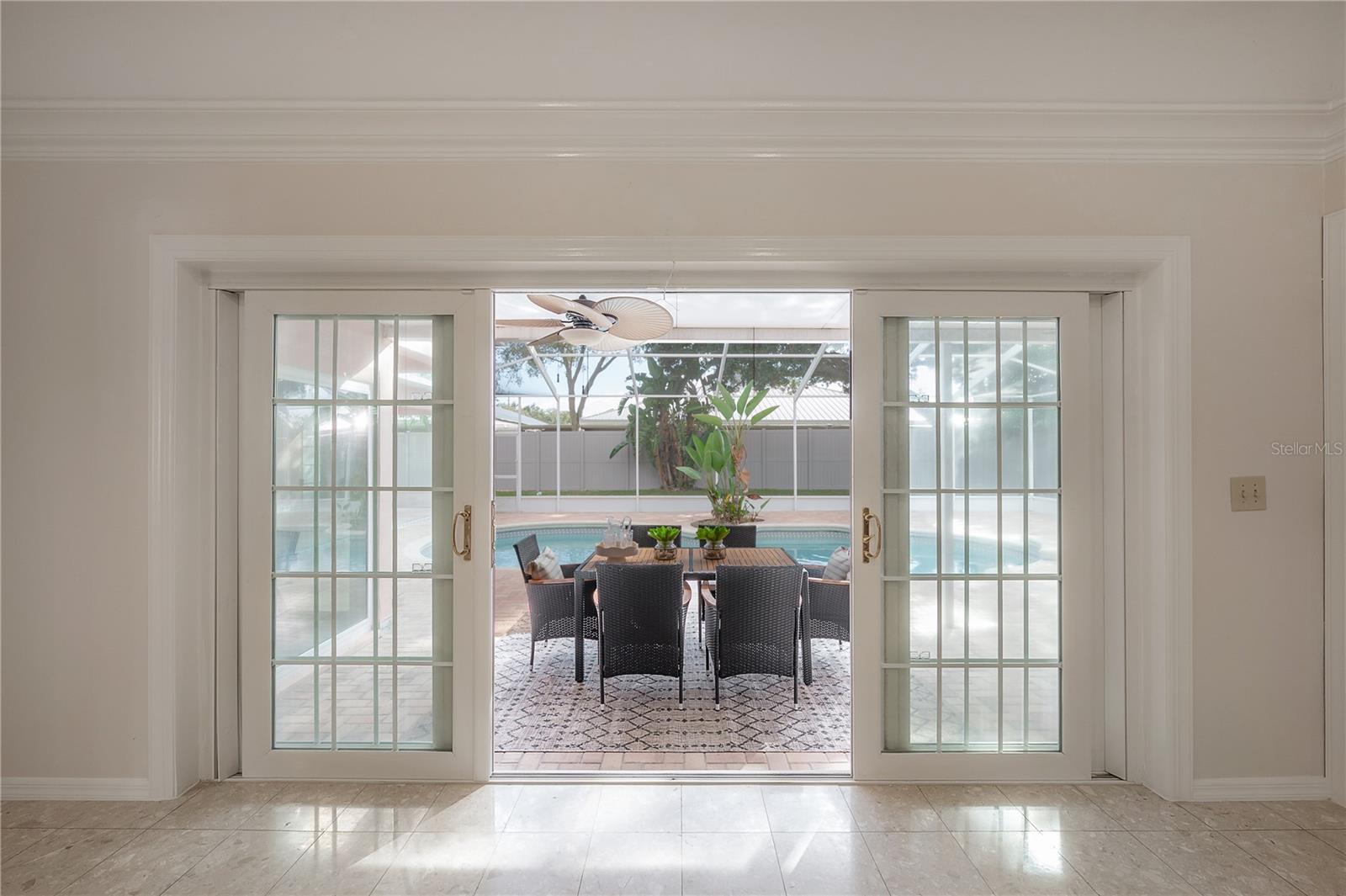 THE MANORS AT WHITE TROUT LAKE - Residential