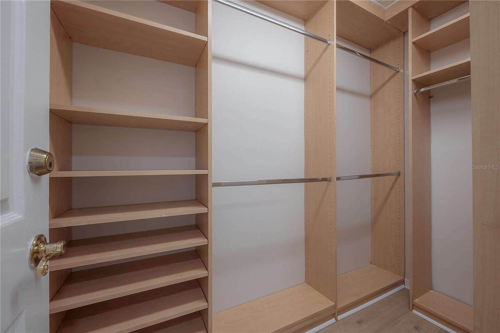 THE MANORS AT WHITE TROUT LAKE - Residential