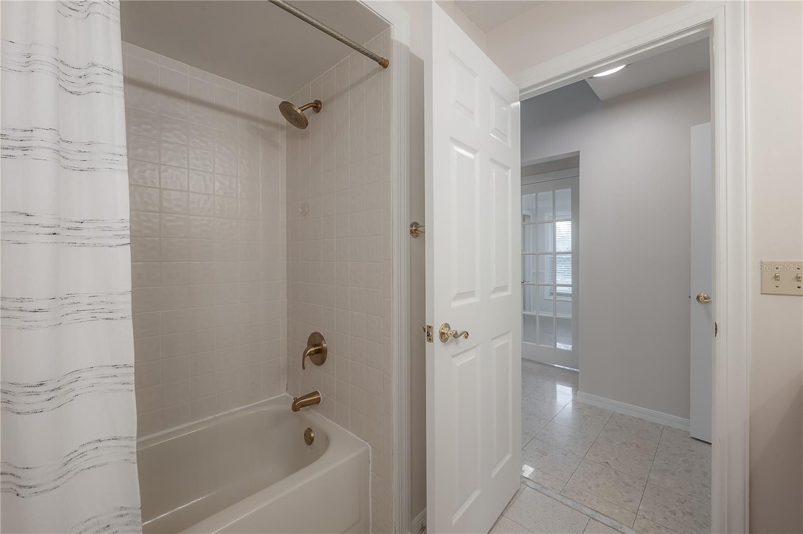 THE MANORS AT WHITE TROUT LAKE - Residential