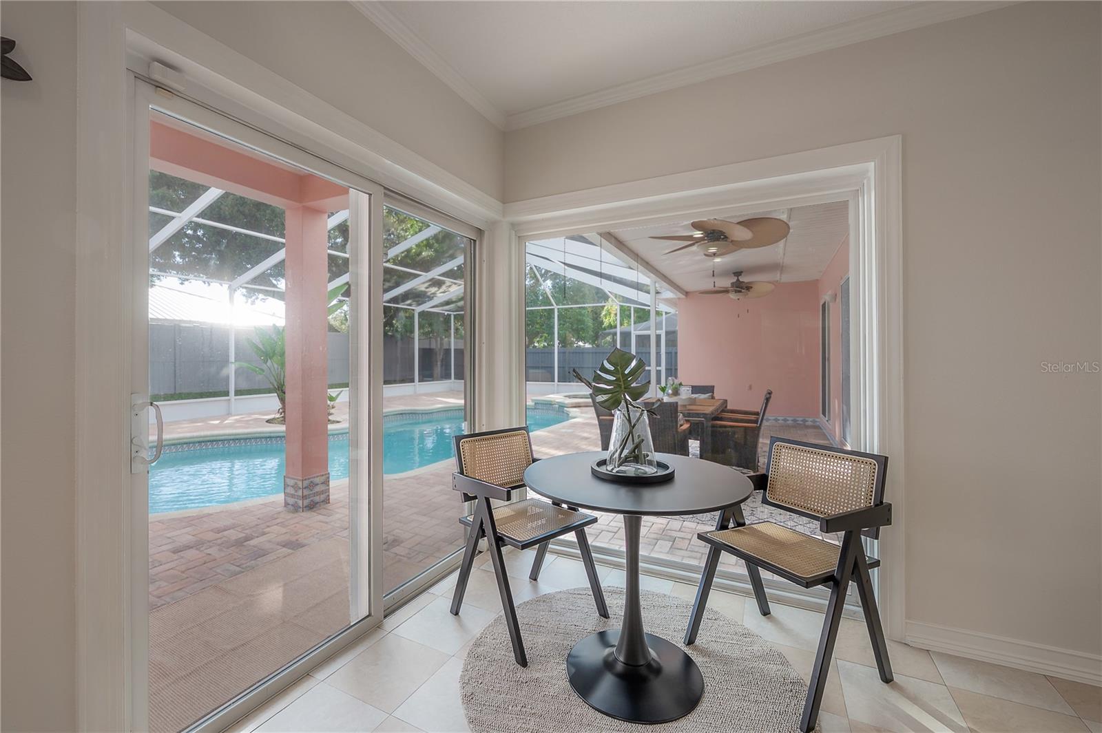 THE MANORS AT WHITE TROUT LAKE - Residential