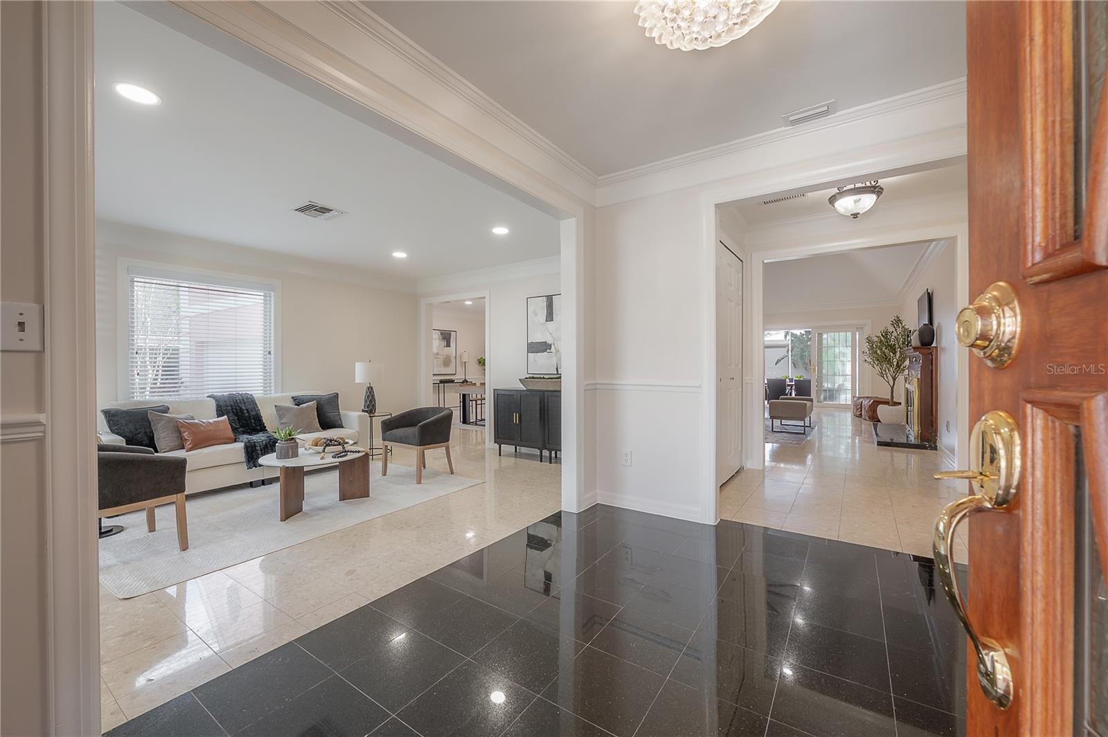 THE MANORS AT WHITE TROUT LAKE - Residential