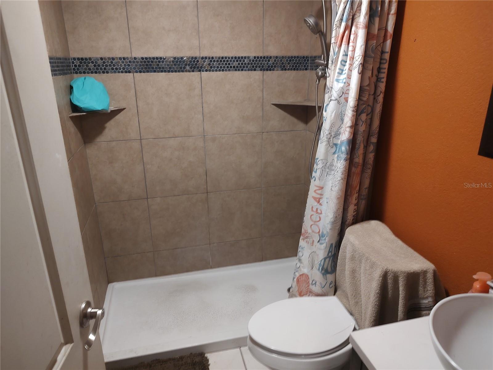 SUNNYSIDE - Residential