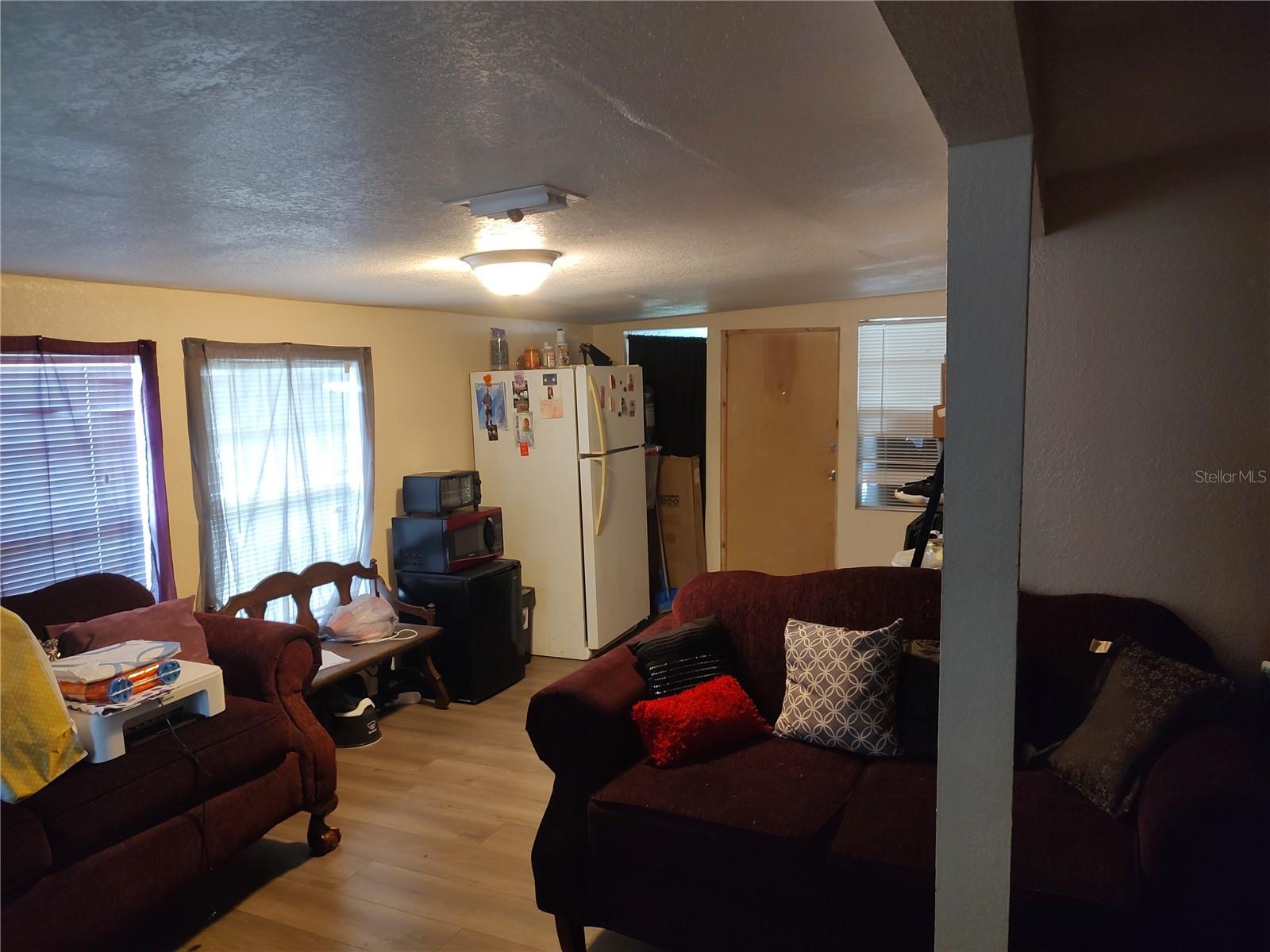 SUNNYSIDE - Residential