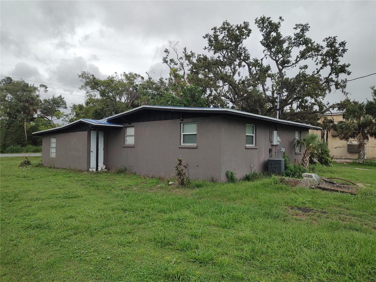 SUNNYSIDE - Residential