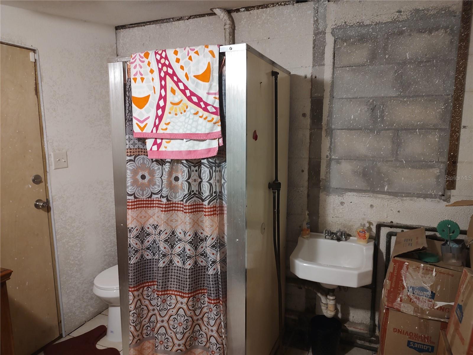 SUNNYSIDE - Residential