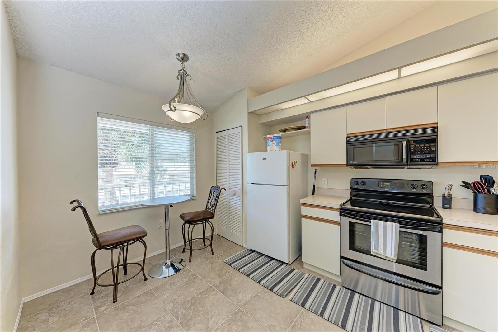 CASA DEL SOL SEC I - Residential