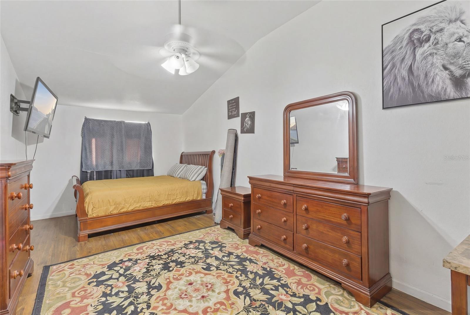 CLEAR VISTA - Residential Income