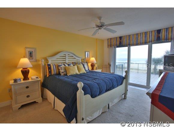 Towers 09 Condo - Residential