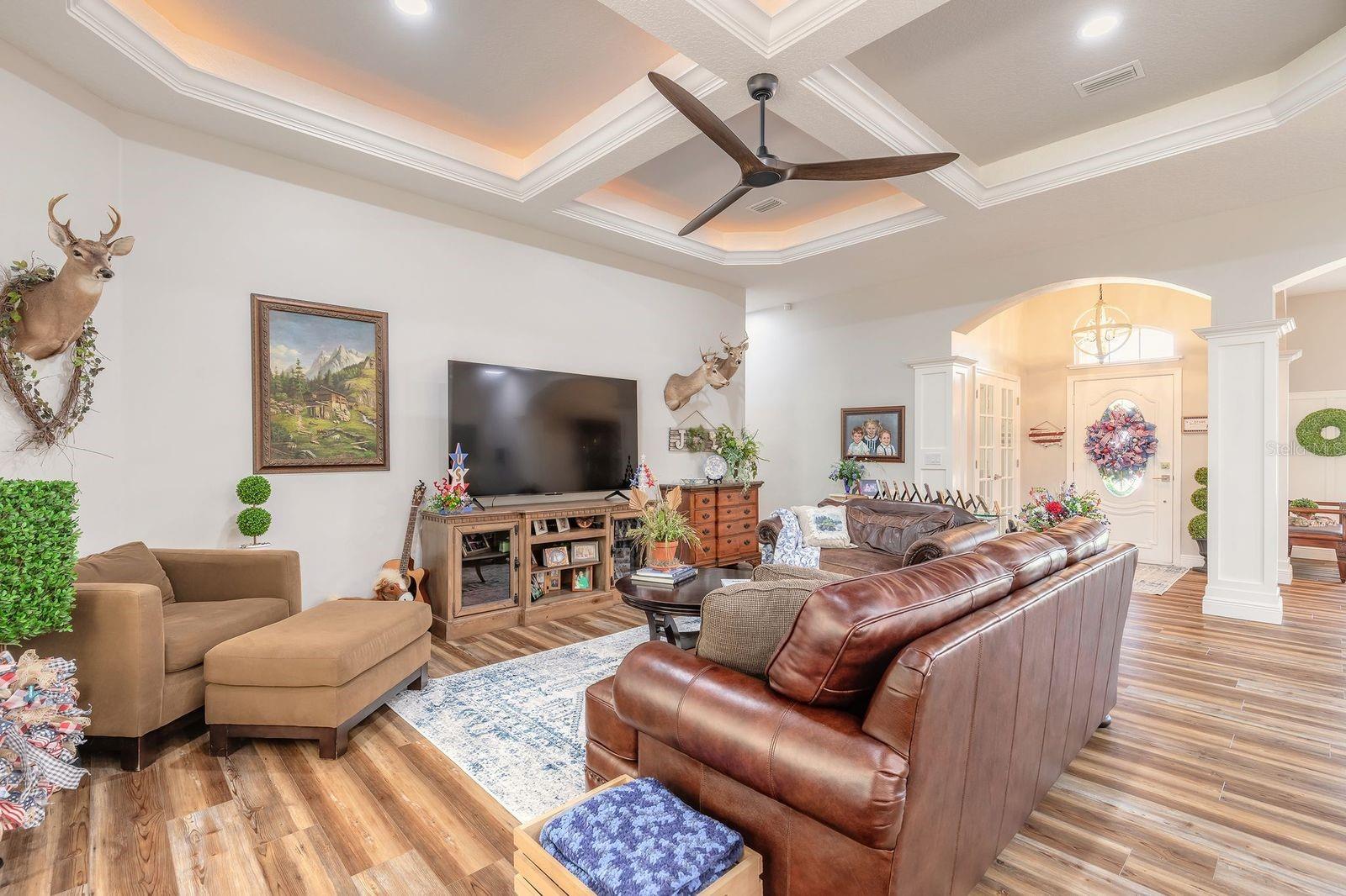 CYPRESS KNOLL - Residential