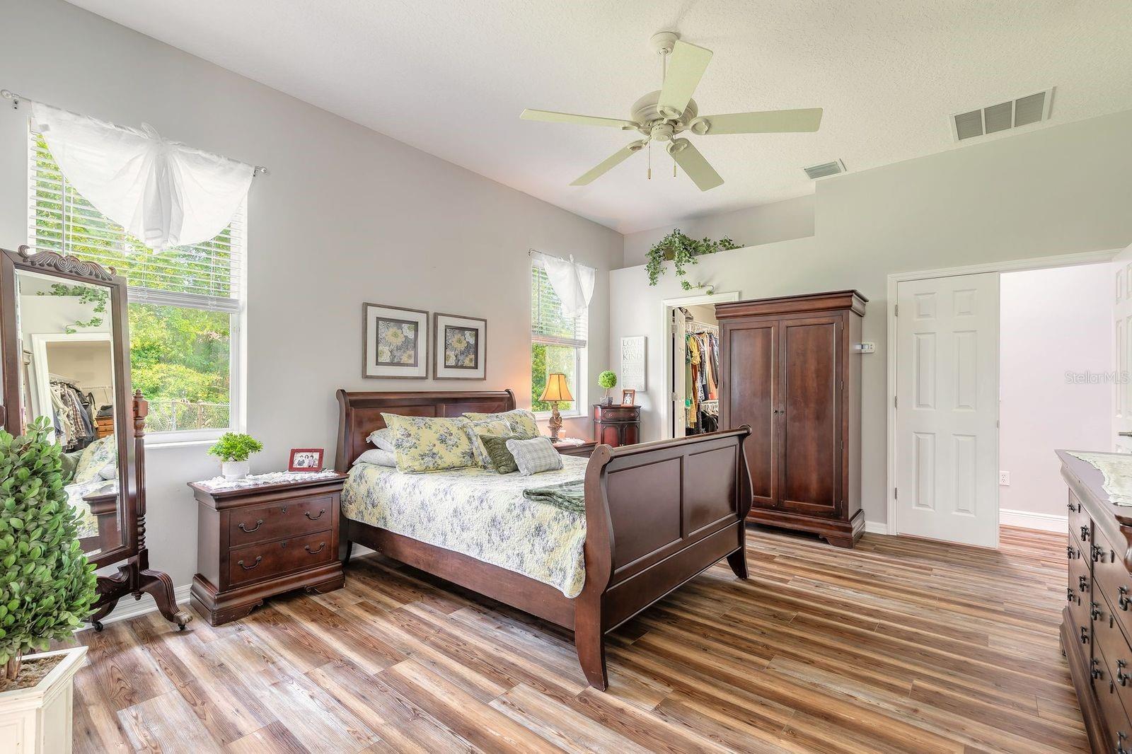 CYPRESS KNOLL - Residential