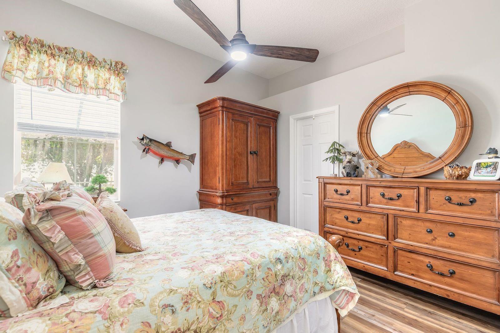 CYPRESS KNOLL - Residential