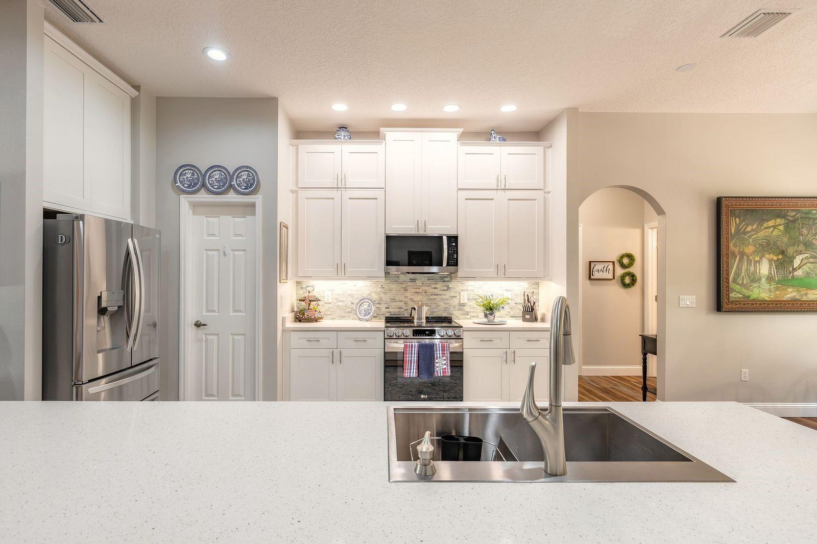 CYPRESS KNOLL - Residential
