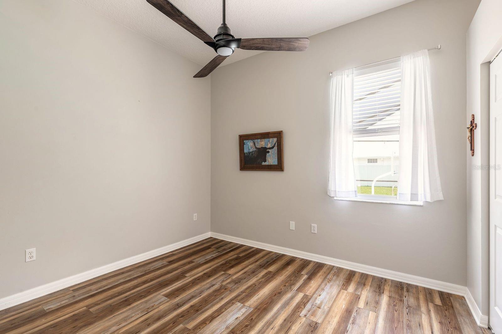 CYPRESS KNOLL - Residential