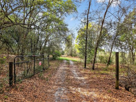 Tiny photo for Island Pond Lane, Eustis, FL 32736 (MLS # G5109920)