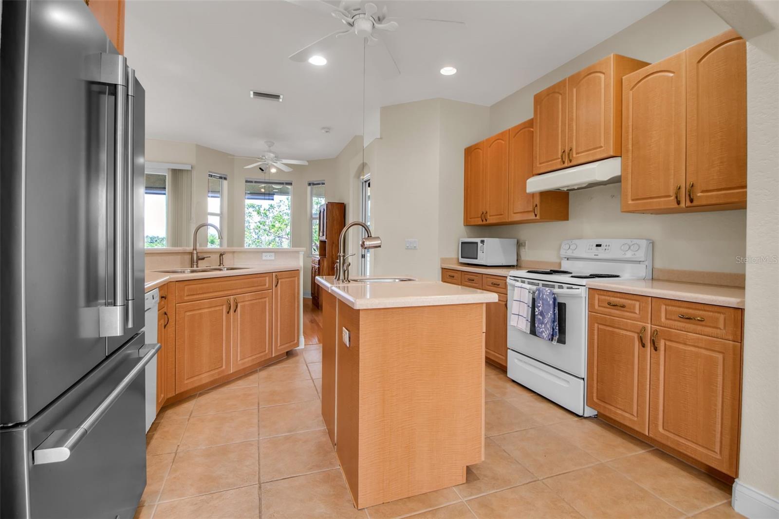 MANASOTA LAND & TIMBER CO - Residential