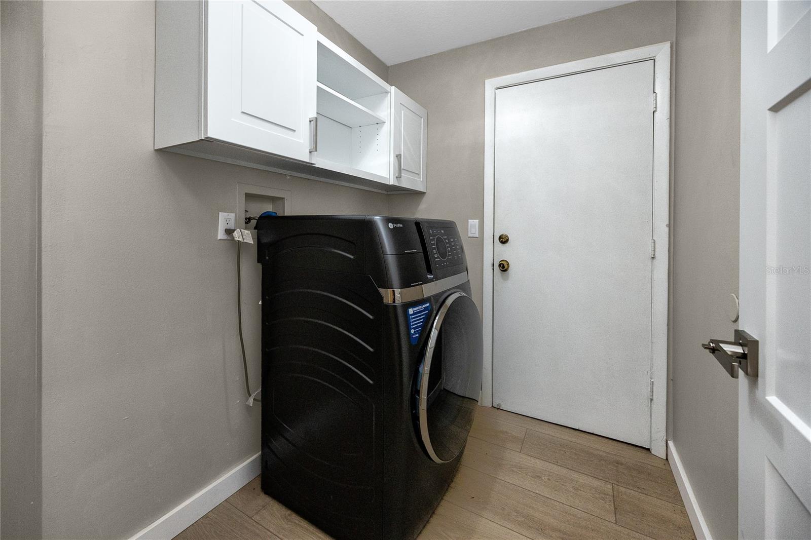 HIDDEN COVE - Residential Lease