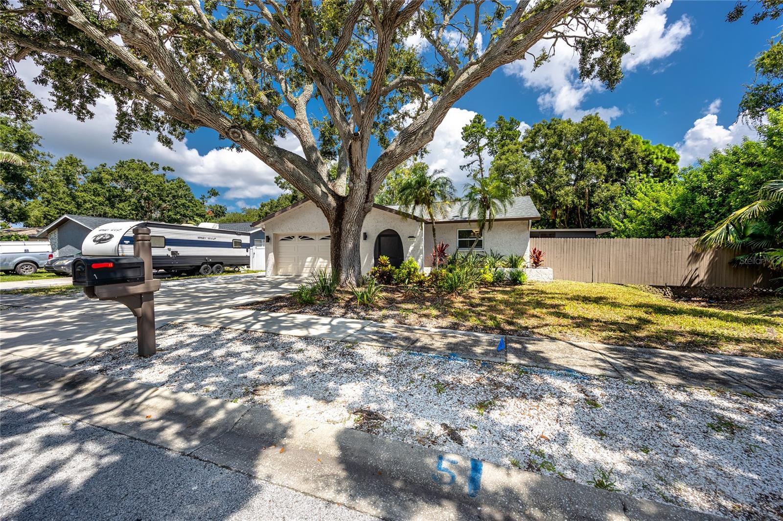 HIDDEN COVE - Residential Lease