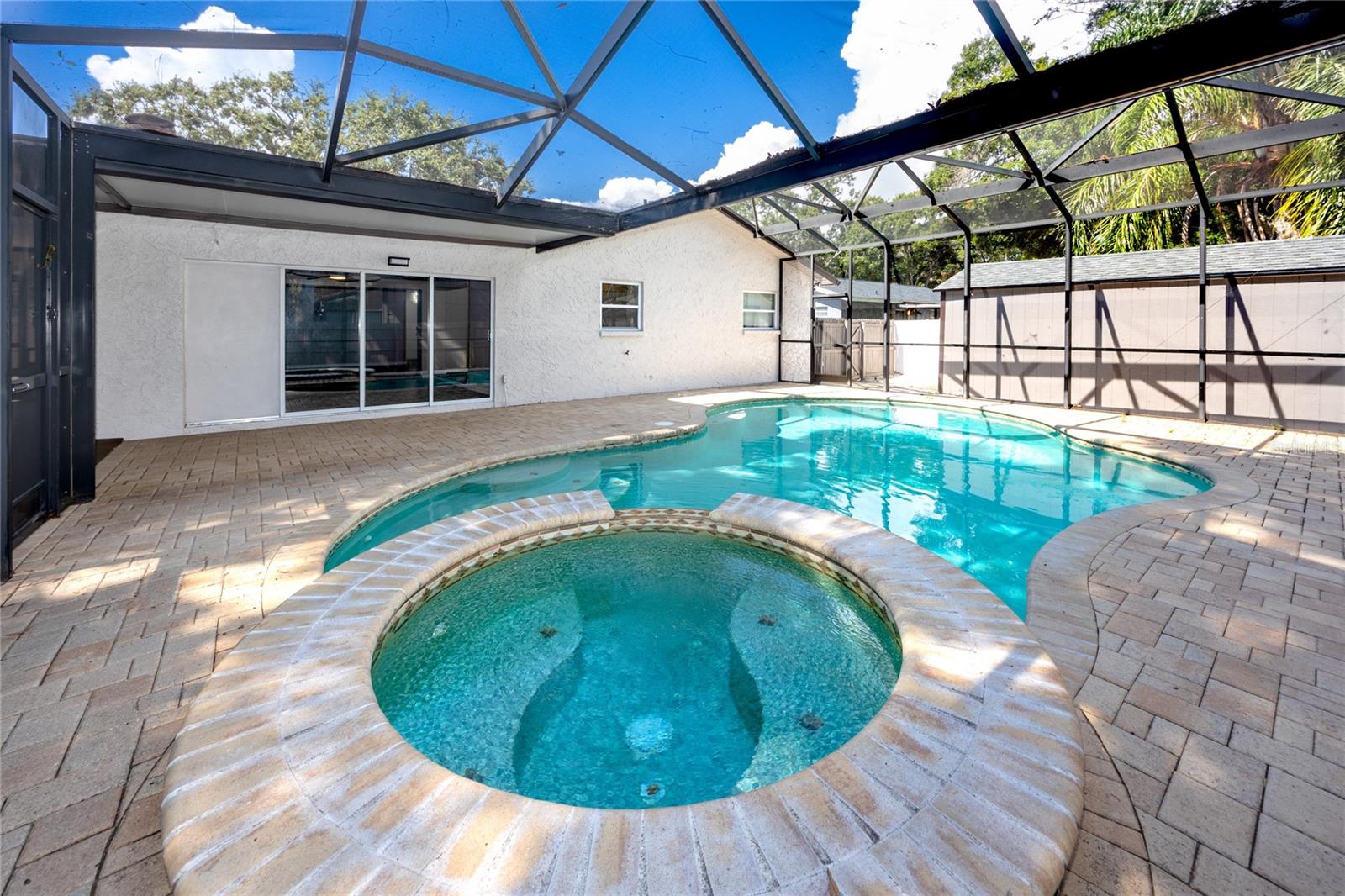 HIDDEN COVE - Residential Lease