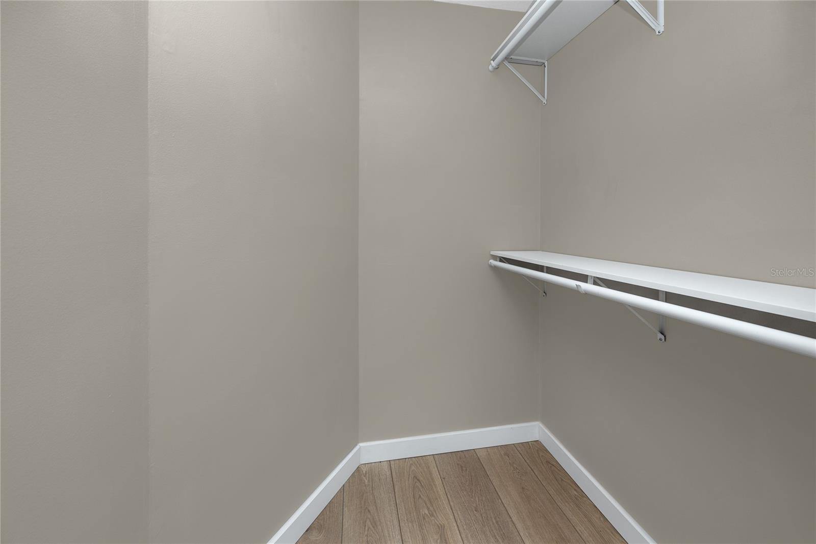 HIDDEN COVE - Residential Lease