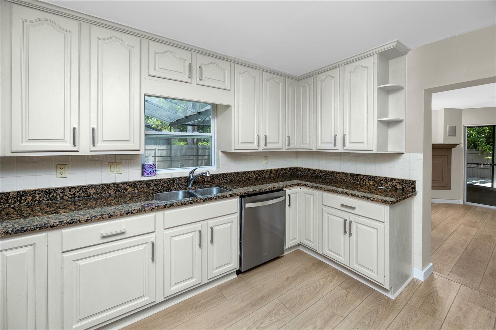 HIDDEN COVE - Residential Lease