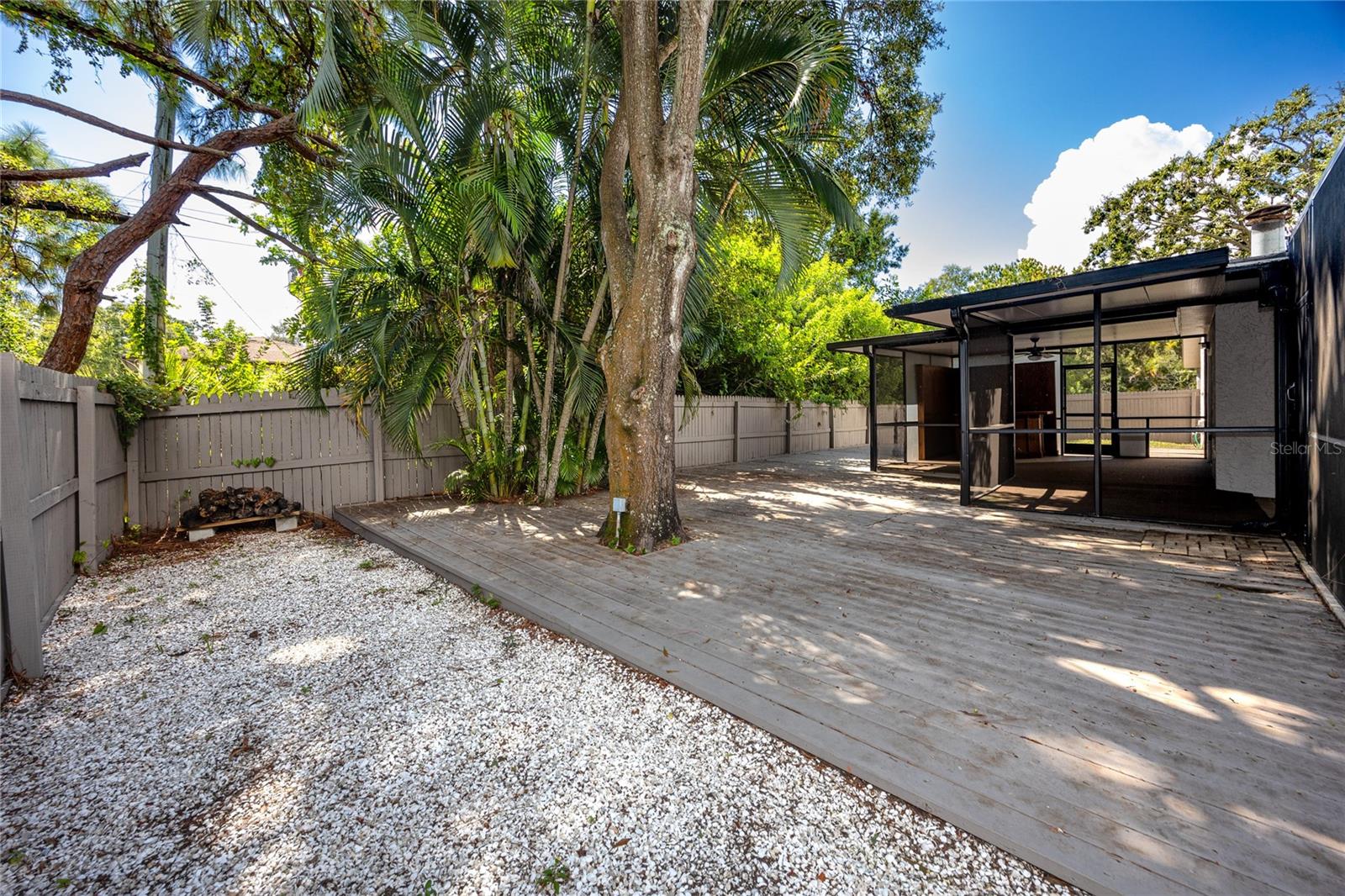 HIDDEN COVE - Residential Lease