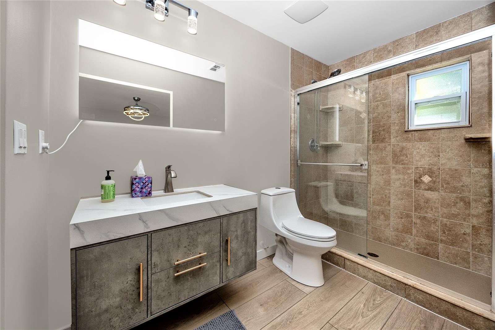 HIDDEN COVE - Residential Lease