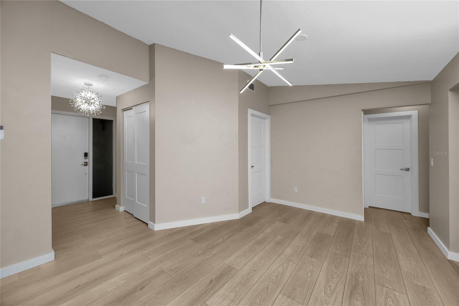 HIDDEN COVE - Residential Lease