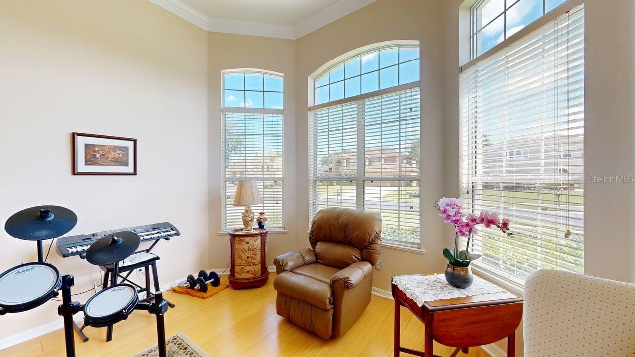 13211 LAKESHORE GROVE DRIVE