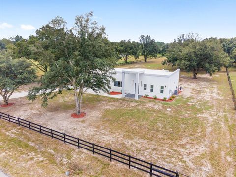 A home in DUNNELLON