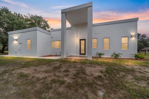 A home in DUNNELLON