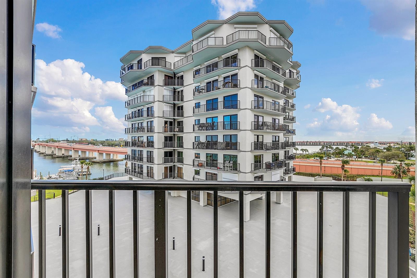 Diamond Head Point Condo - Residential