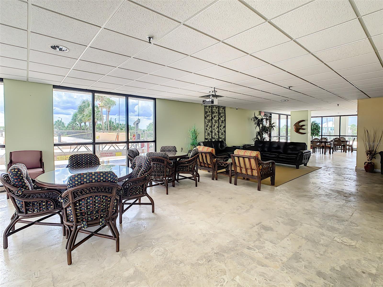 Diamond Head Point Condo - Residential