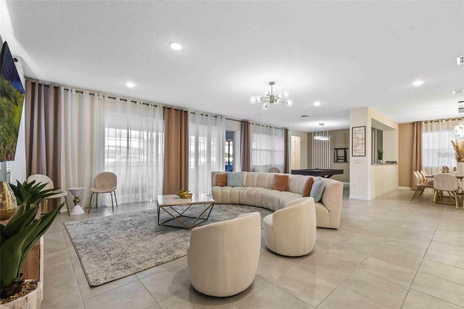 SOLARA RESORT VACATION VILLAS REP - Residential