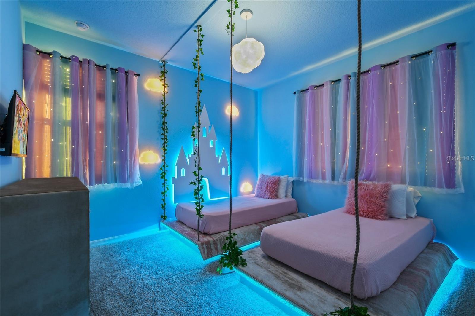 SOLARA RESORT VACATION VILLAS REP - Residential