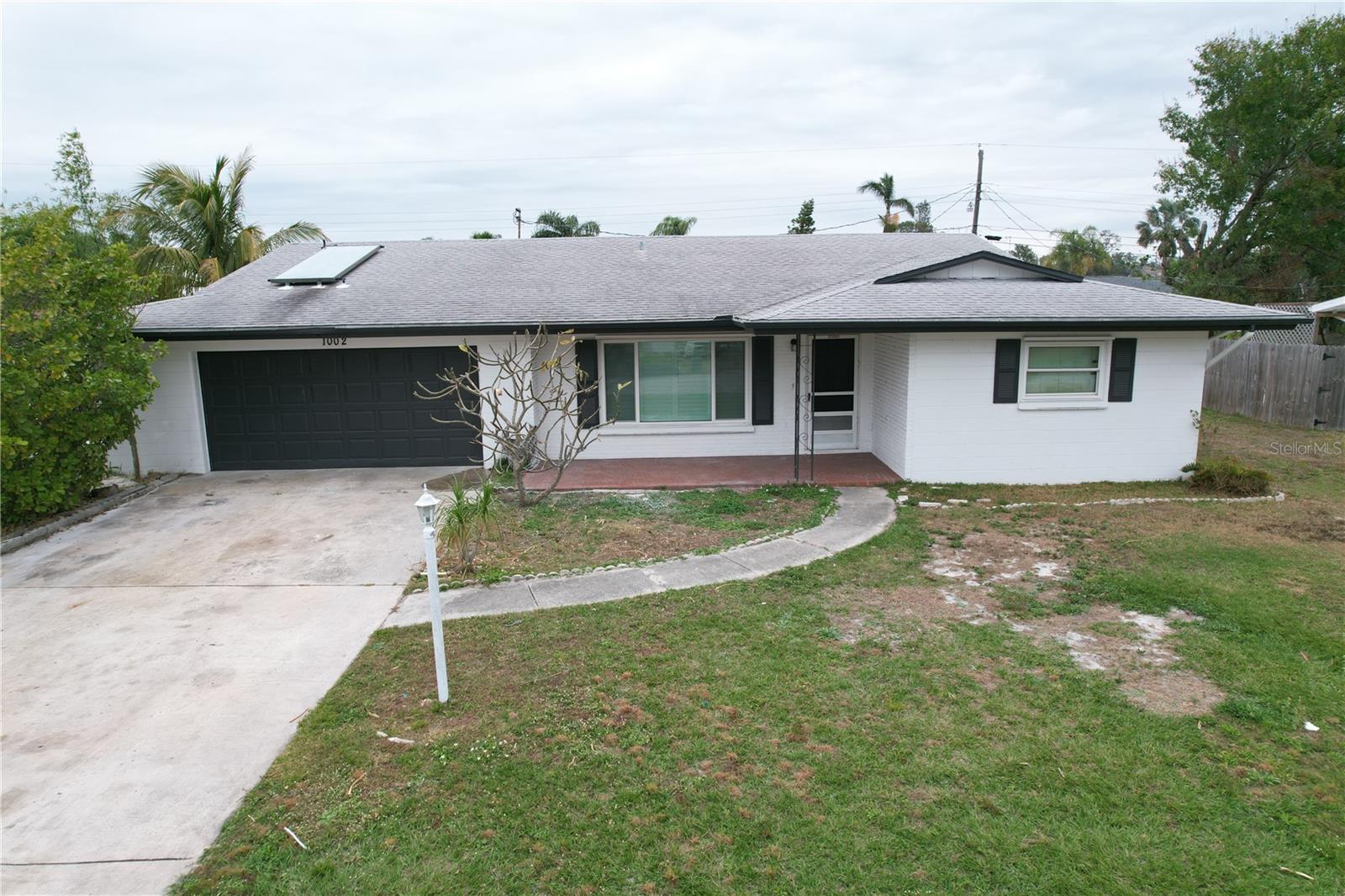 Beautifully renovated 3-bedroom, 2-bathroom home with a 2-car garage, located in the highly sought-after Tangelo Park neighborhood. Just minutes from downtown Bradenton and Sarasota, this home offers convenient access to shopping, dining, and entertainment. Plus, it’s only a short drive to some of the finest beaches in the country. Don't miss this incredible opportunity!