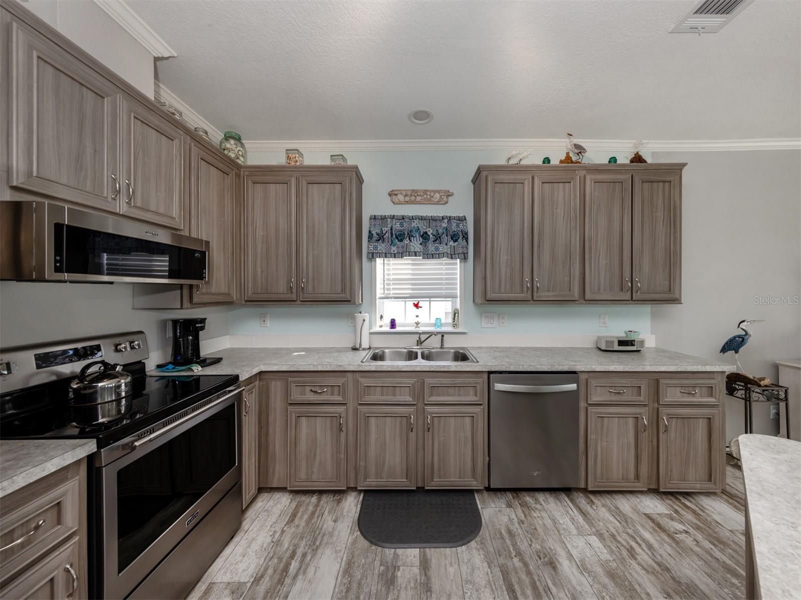 LAZY RIVER MHP - Residential